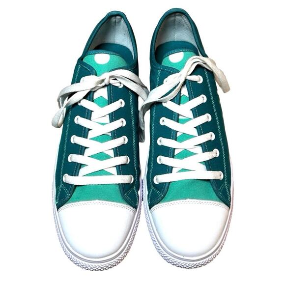 UKG Men’s Low Top Canvas Sneakers Teal/White Size 9